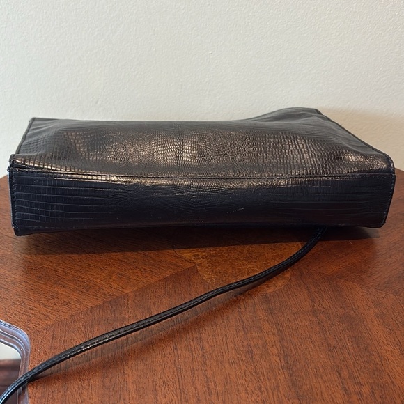 Robinson’s leather Crossbody bag reptile/ croc imprint black gold tone HW EUC - Picture 9 of 17